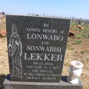 LEKKER Lonwabo -2010 :: LEKKER Sonwabisi -2010