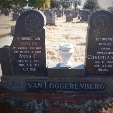 LOGGERENBERG Christiaan J., van 1914-1990 &amp; Anna C. 1907-1975
