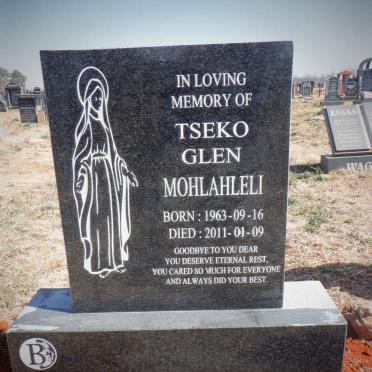 MOHLAHLELI Tseko Glen 1963-2011