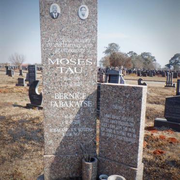 MOLOTSI Moses Tau 1929-2002 &amp; Bernice Tabakatse 1932-2016