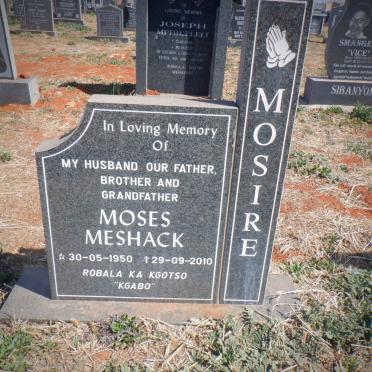 MOSIRE Moses Meshack 1950-2010