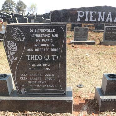 PIENAAR J.T. 1942-1995 &amp; Doe?