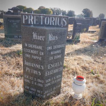 PRETORIUS Johannes Petrus 1940-1981 &amp; Engela Elizabeth 1935-1997