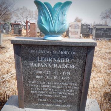 RADEBE Leonard Bafana 1974-1996