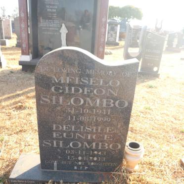 SILOMBO Mfiselo Gideon 1941-1999 &amp; Delisile Eunice 1943-2013