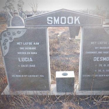 SMOOK Desmond 1928-2000 &amp; Lucia 1940-