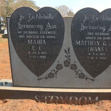 STRYDOM Matthys G.J.P. 1915-1992 &amp; Maria E.C. 1910-1992