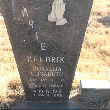 ZWAN Arie Hendrik, van der 1908-1978 &amp; Cornelia Elisabeth 1913-1988 :: KEISER Elizabeth Adriana 1946-1999