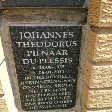 PLESSIS Johannes Theodorus Pienaar, du 1955-2011 