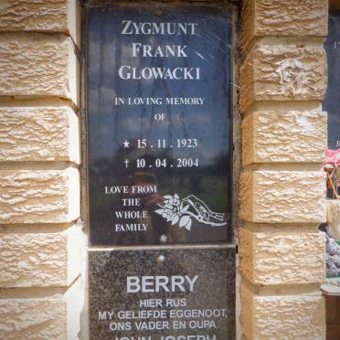 GLOWACKI Zygmunt Frank 1923-2004 :: BERRY John Joseph 1931-2005 &amp; Elaine Barbara 
