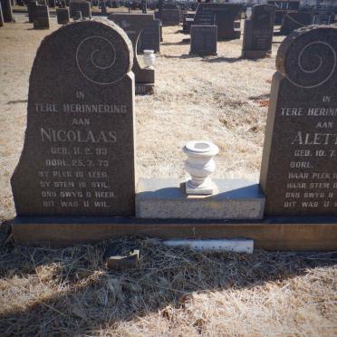 ? Nicolaas 1893-1973 :: Aletta 1887-