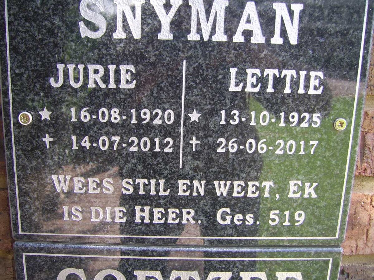 SNYMAN Jurie 1920-2012 &amp; Lettie 1925-2017