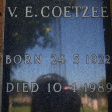 COETZEE V.E. 1922-1989