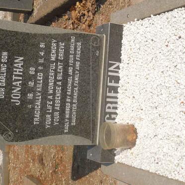 GRIFFIN Joan Elizabeth 1941-2013 :: GRIFFIN Jonathan 1968-1991