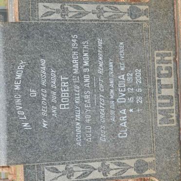 MUTCH Robert -1945 &amp; Clara Ovedia IVERSEN 1912-2002