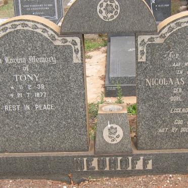 NEUHOFF Nicolaas Gerhardus 1917-1956 :: NEUHOFF Tony 1939-1977