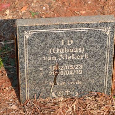 NIEKERK I.D., van 19?2-2010