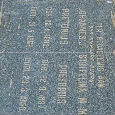 PRETORIUS Johannes J. 1883-1962 &amp; Stoffelina M.M. 1887-1950