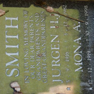 SMITH Jurgen H.J. 1916-1982 &amp; Mona A. 1919-1998