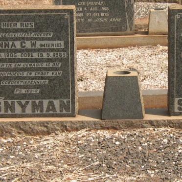 SNYMAN Jan Hendrik 1885-1961 &amp; Johanna C.W. 1905-1985