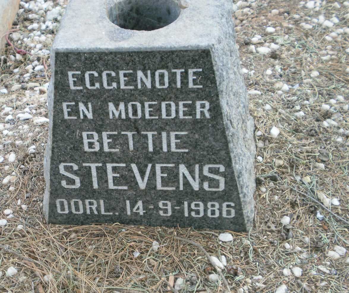 STEVENS Bettie -1986