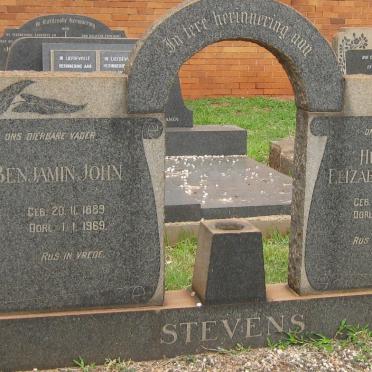 STEVENS Benjamin John 1889-1969 &amp; Huibrecht Elizabeth Helena 1887-1959