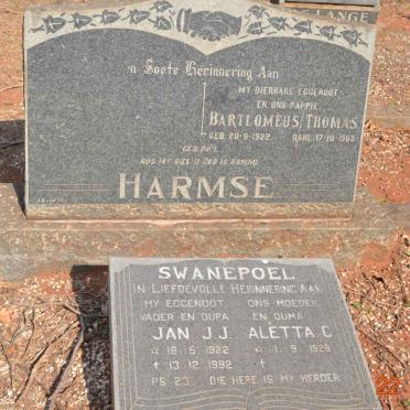 SWANEPOEL Jan J.J. 1922-1992 &amp; Aletta C. -1928 :: HARMSE Bartlomeus Thomas 1922-1963