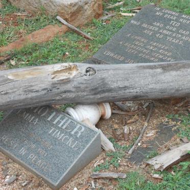 TIMCKE Edward Joseph -1932 &amp; Emma 1888-1984