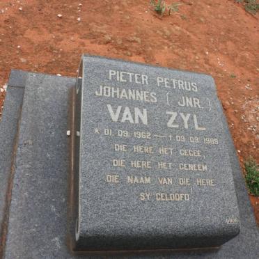 ZYL Pieter Petrus Johannes, van 1962-1989
