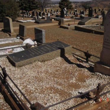 MEYER Cornelis Floris Johannes 1856-1916 &amp; Jacomina Hendrina Johanna BEZUIDENHOUT  1861-1927