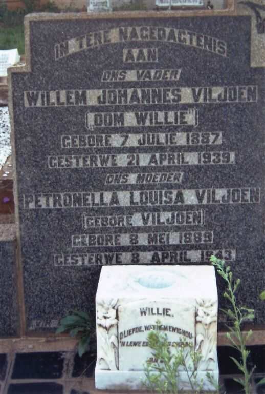 VILJOEN Willem Johannes 1887-1939 &amp; Petronella Louisa VILJOEN 1889-1943