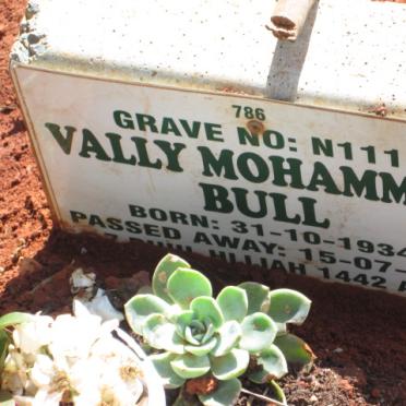 BULL Vally Mohammed 1934-2021