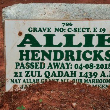 HENDRICKS Allie -2018