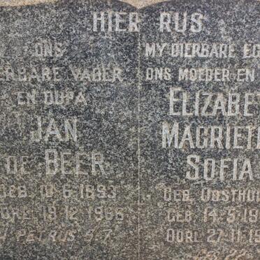 BEER Jan, de 1893-1966 &amp; Elizabeth Magrietha Sofia OOSTHUIZEN 1902-1982