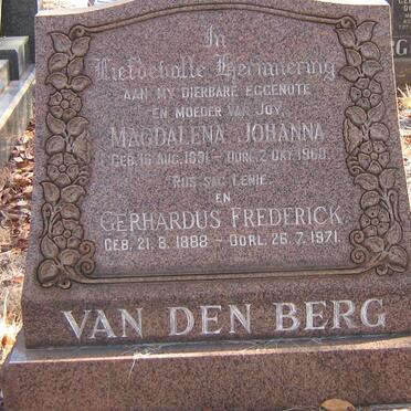 BERG Gerhardus Frederick, van den 1888-1971 &amp; Magdalena Johanna 1891-1960