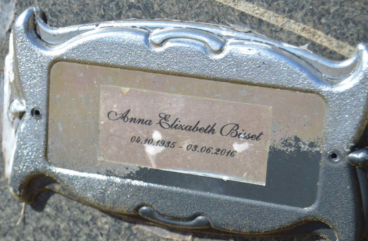 BISSET Anna Elizabeth 1935-2016