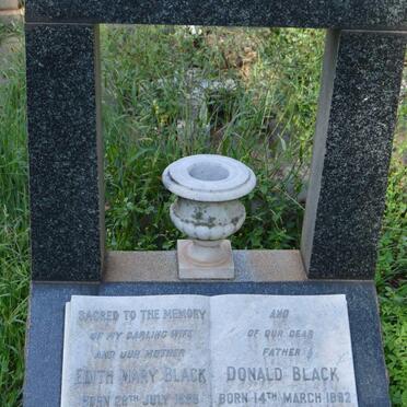 BLACK Donald 1882-1964 &amp; Edith Mary 1888-1950