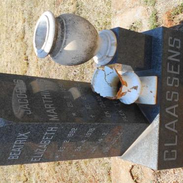 CLAASSENS Jacobus Marthinus 1891-1962 &amp; Beatrix Elizabeth 1892-1978