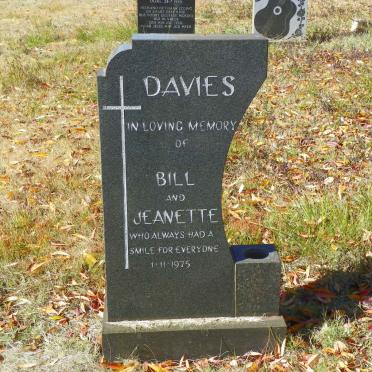 DAVIES Bill &amp; Jeanette -1975