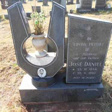 DANIEL Jose 1954-1992