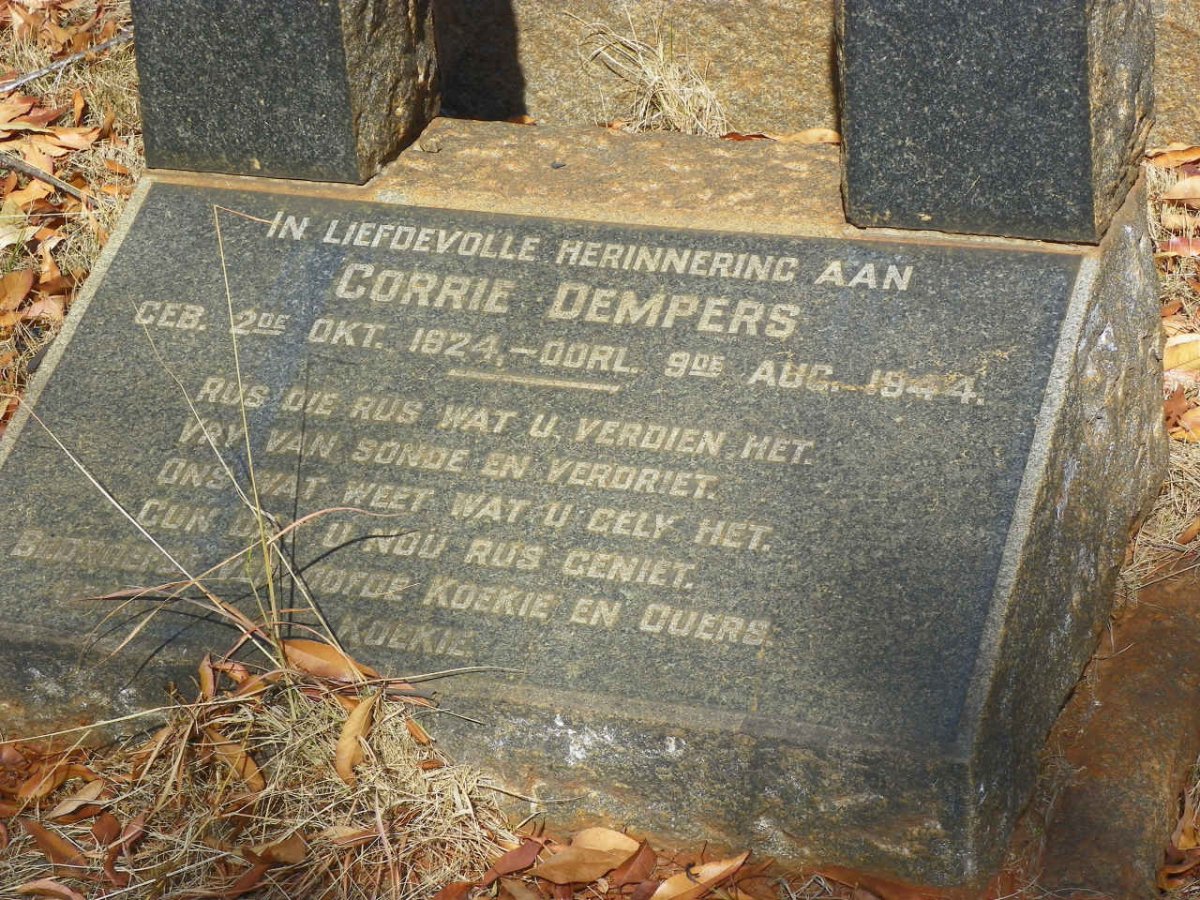 DEMPERS Corrie 1924-1944