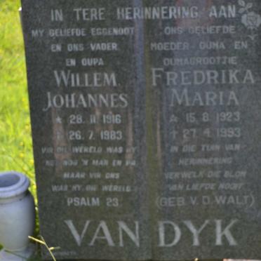 DYK Willem Johannes, van 1916-1983 &amp; Fredrika Maria V.D. WALT 1923-1993