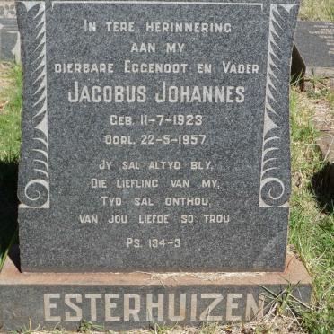 ESTERHUIZEN Jacobus Johannes 1923-1957
