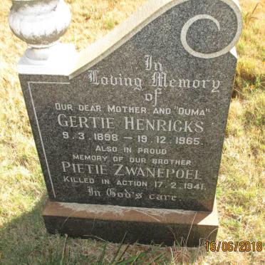 HENRICKS Gertie 1898-1965 :: ZWANEPOEL Pietie -1941