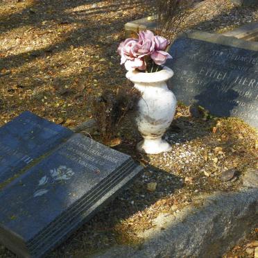 HERMAN Ethel 1892-1943 :: JOUBERT Jane Elizabeth 1920-1998