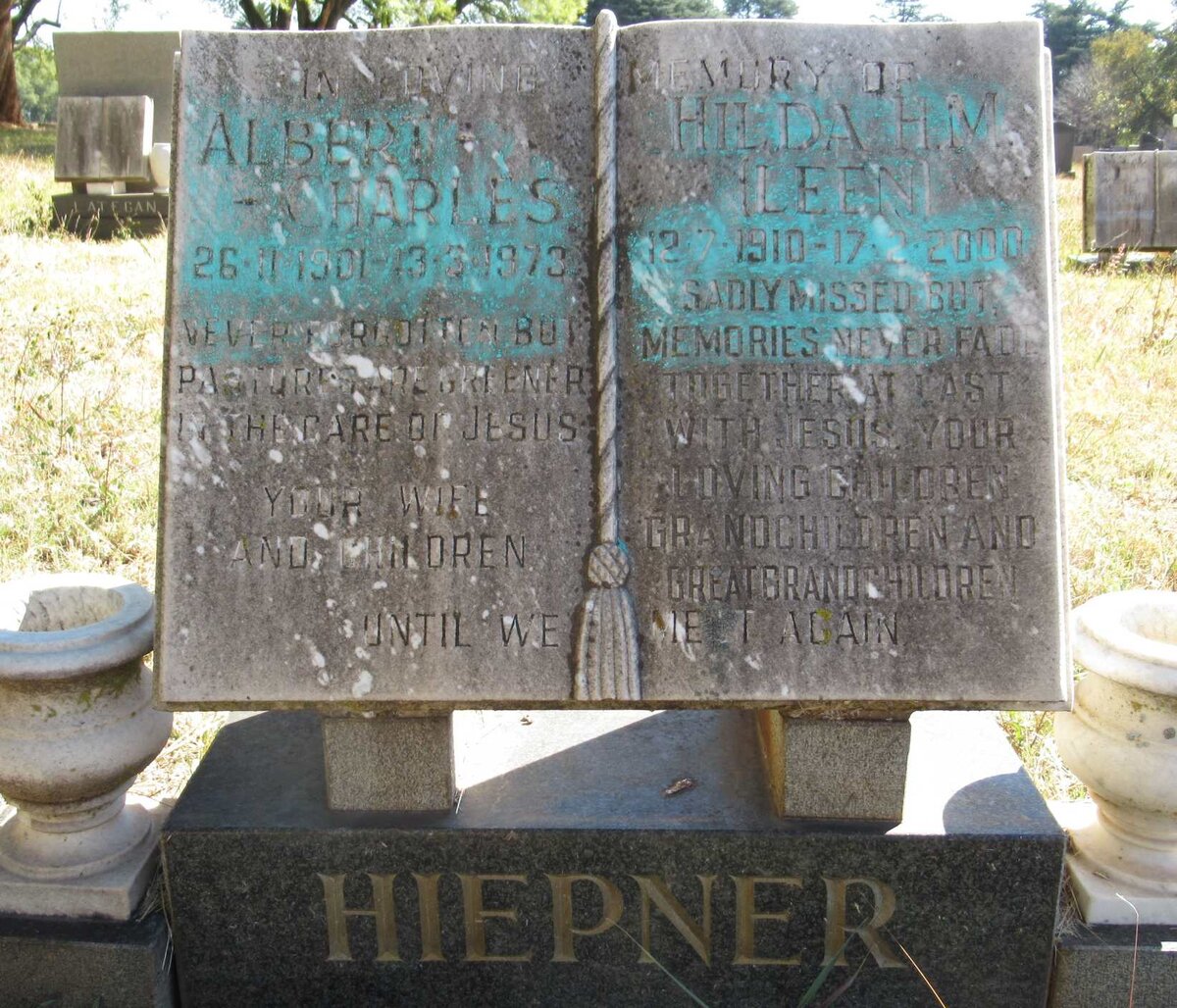 HIEPNER Albert Charles 1901-1973 &amp; Hilda H.M. 1910-2000