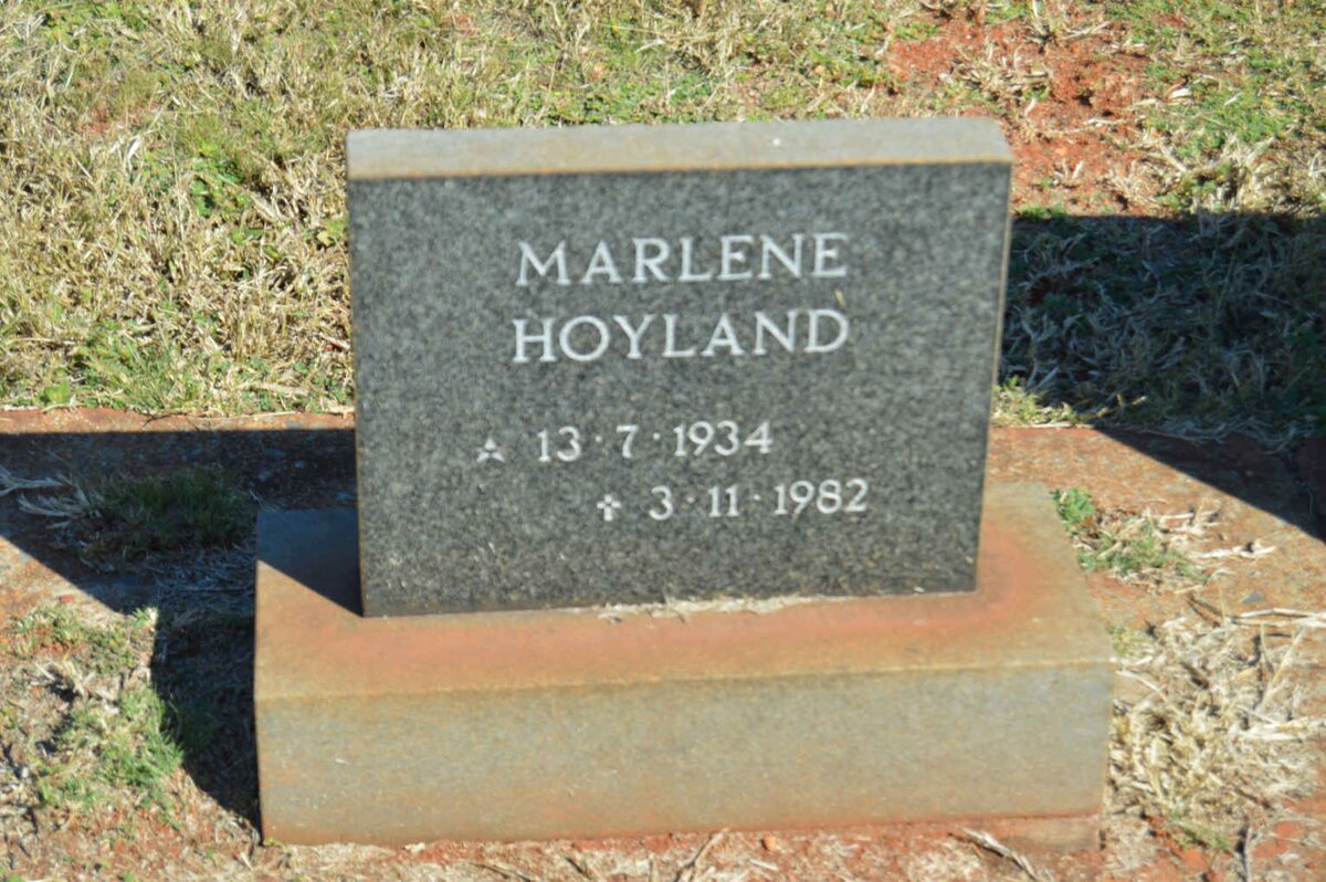 HOYLAND Marlene 1934-1982