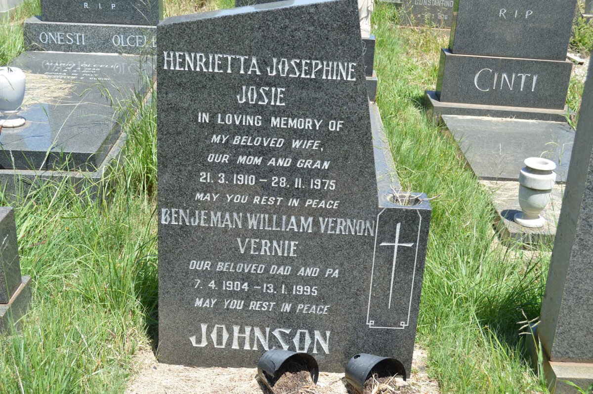 JOHNSON Benjeman William Vernon 1904-1995 &amp; Henrietta Josephine 1910-1975