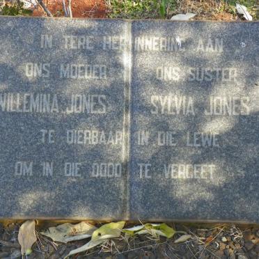 JONES Willemina :: JONES Sylvia