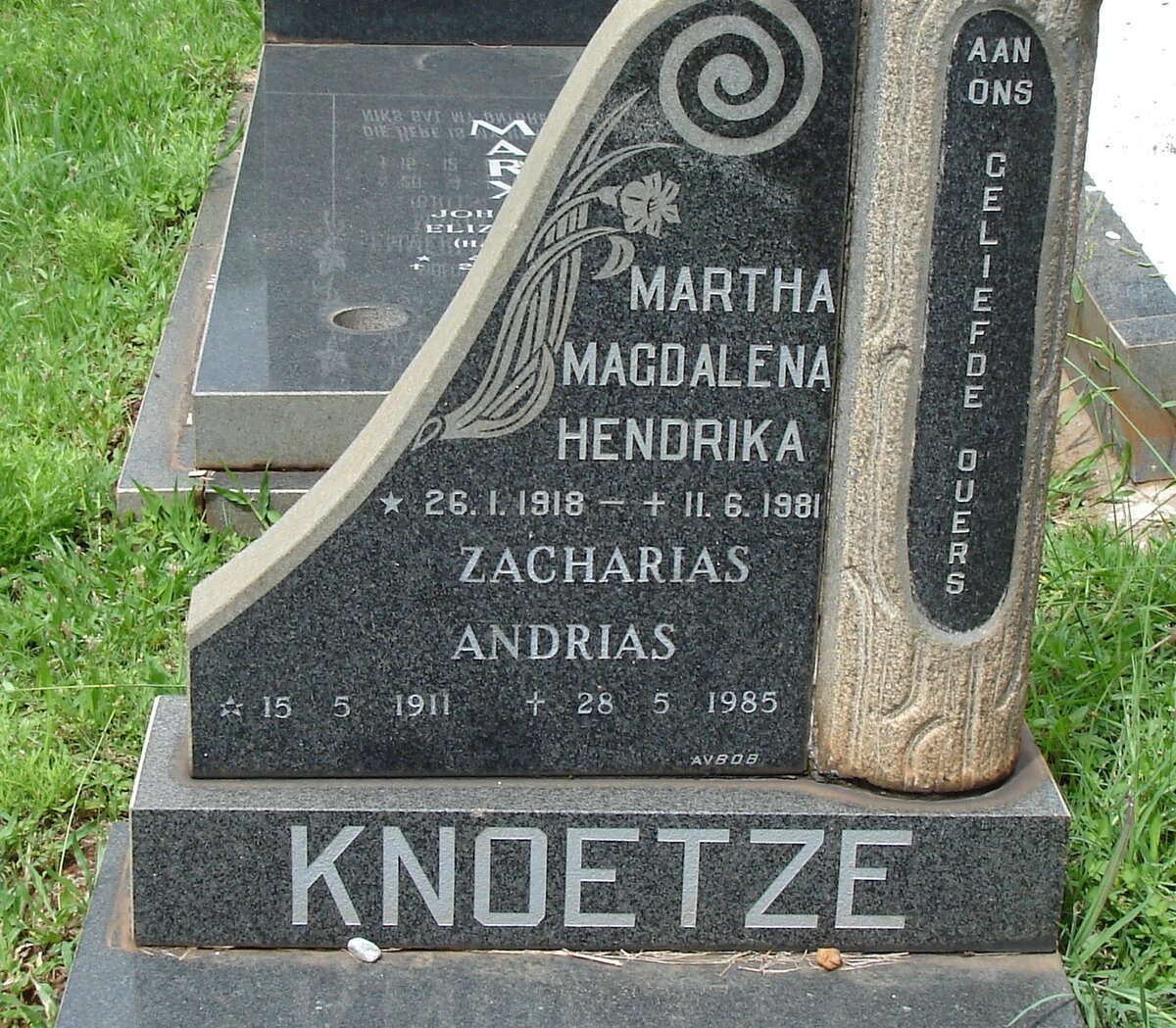 KNOETZE Zacharias Andrias 1911-1985 &amp; Martha Magdalena Hendrika 1918-1981